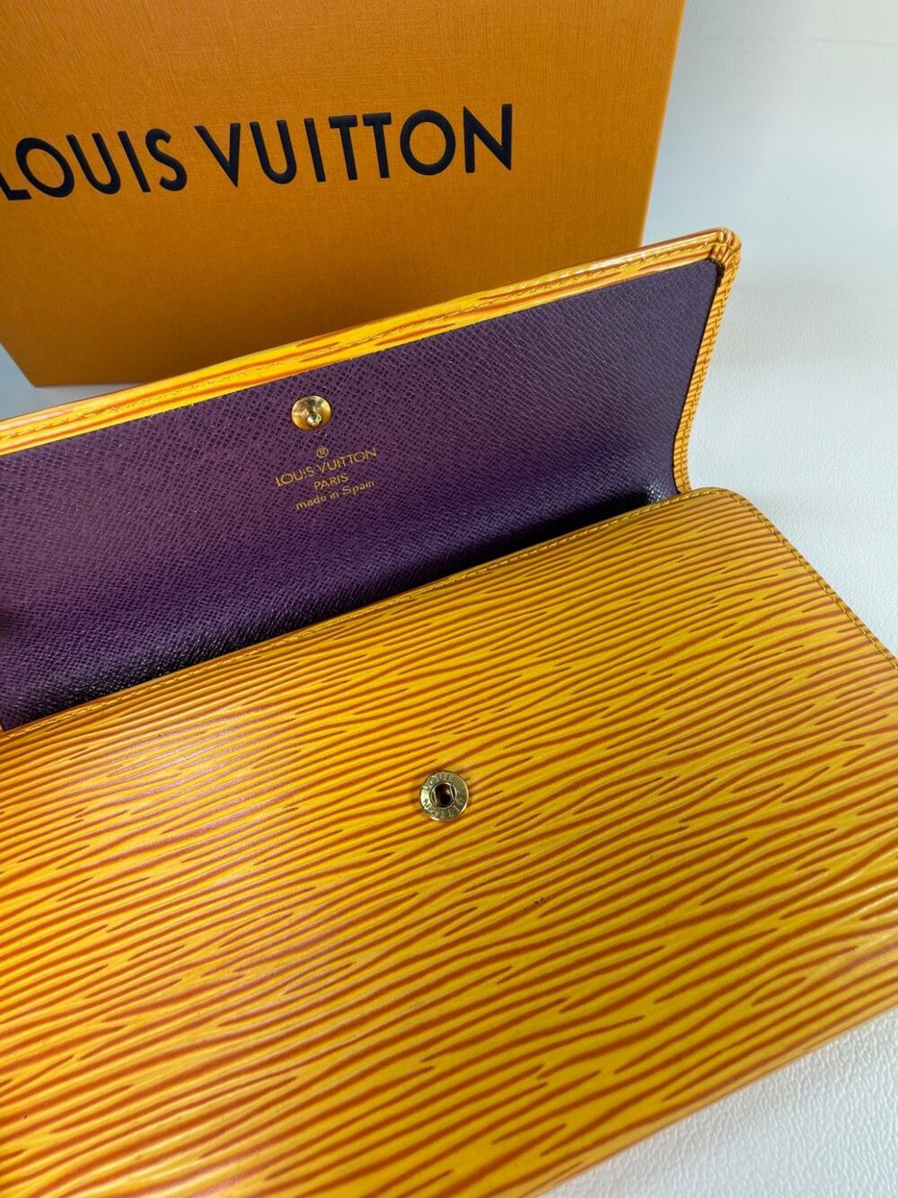 Louis Vuitton Epi Leather Sarah Long Wallet Yellow Bifold Envelope Box VGC